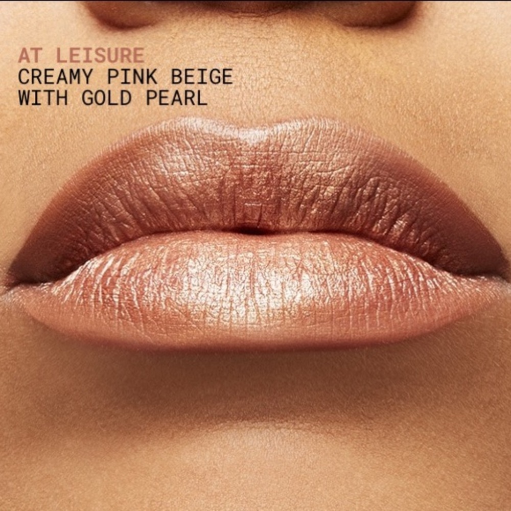LAST ONE!💗HPx2!💗MAC Frost Lipstick, At Leisure - Picture 7 of 8